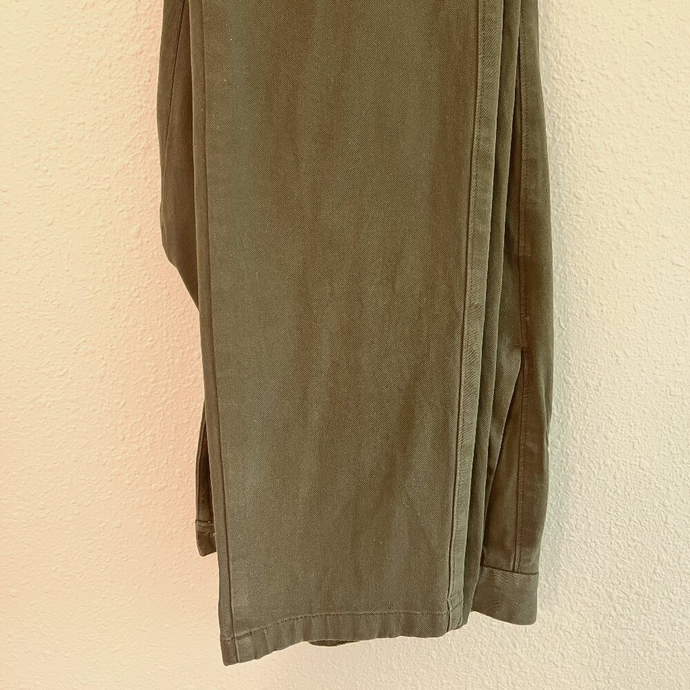 Everlane Uniform Chinos - olive green